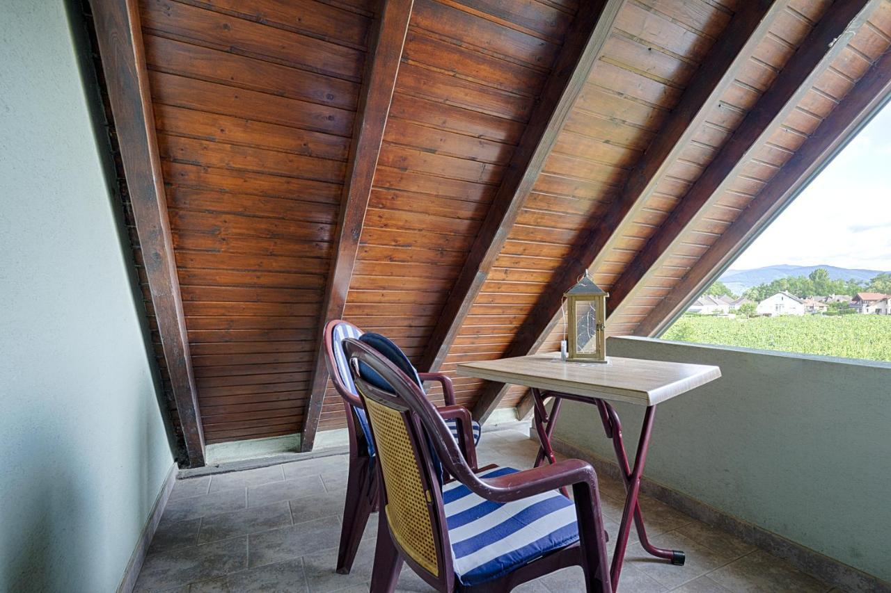 Aux Pieds Des Vignes Bed & Breakfast Ingersheim Eksteriør bilde