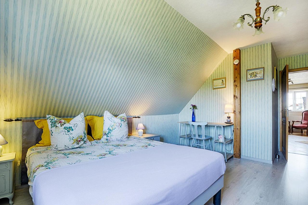 Aux Pieds Des Vignes Bed & Breakfast Ingersheim Eksteriør bilde