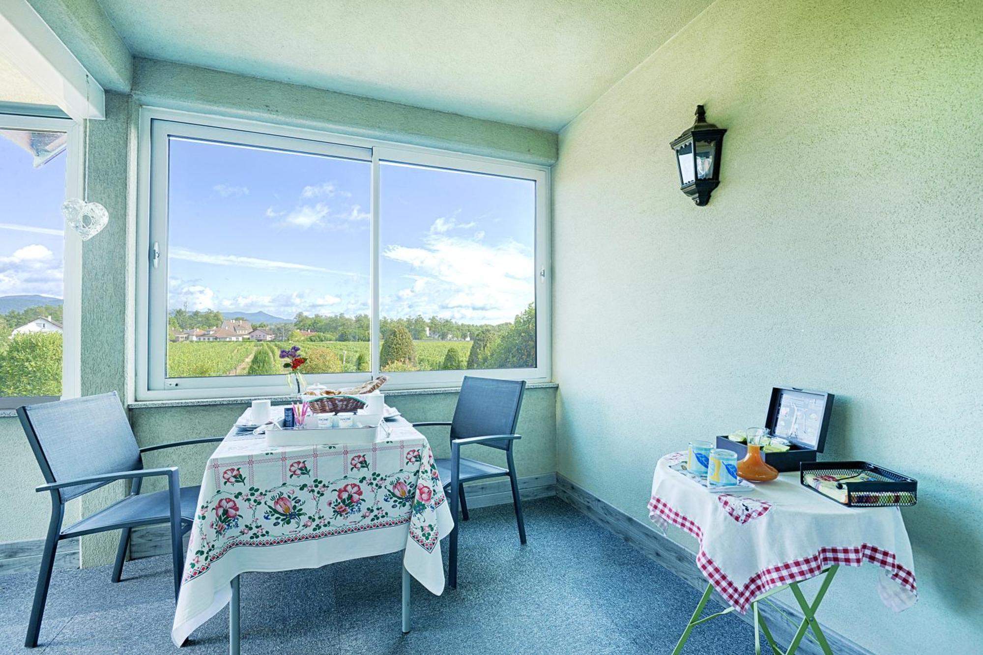 Aux Pieds Des Vignes Bed & Breakfast Ingersheim Eksteriør bilde